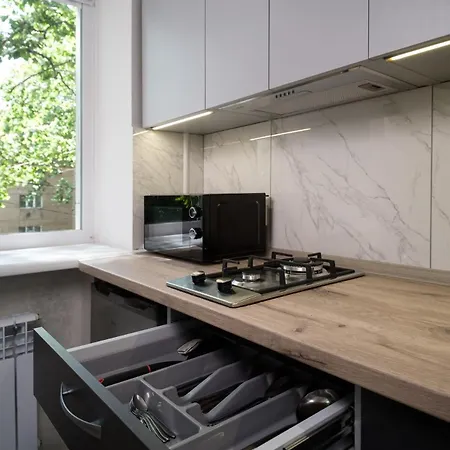 Apartmán затишна з якісним ремонтом на проспекті шевченка