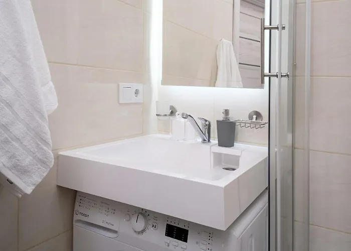 затишна з якісним ремонтом на проспекті шевченка *